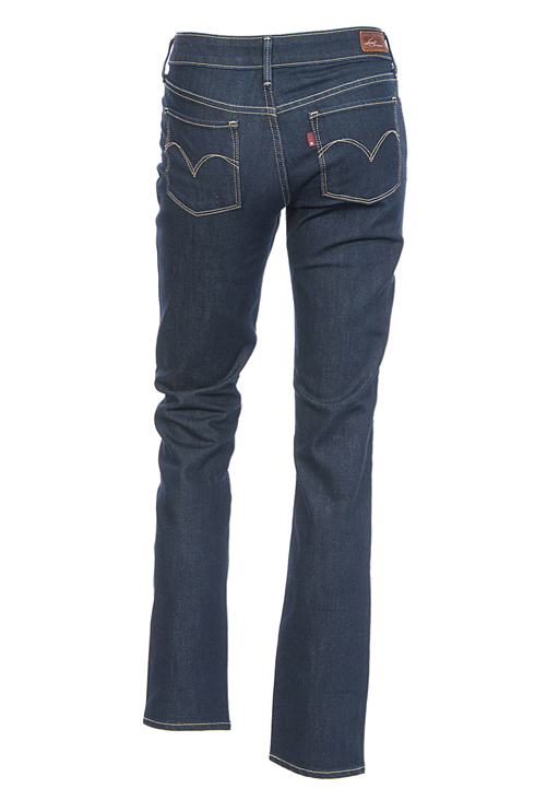 levis slight curve classic straight leg