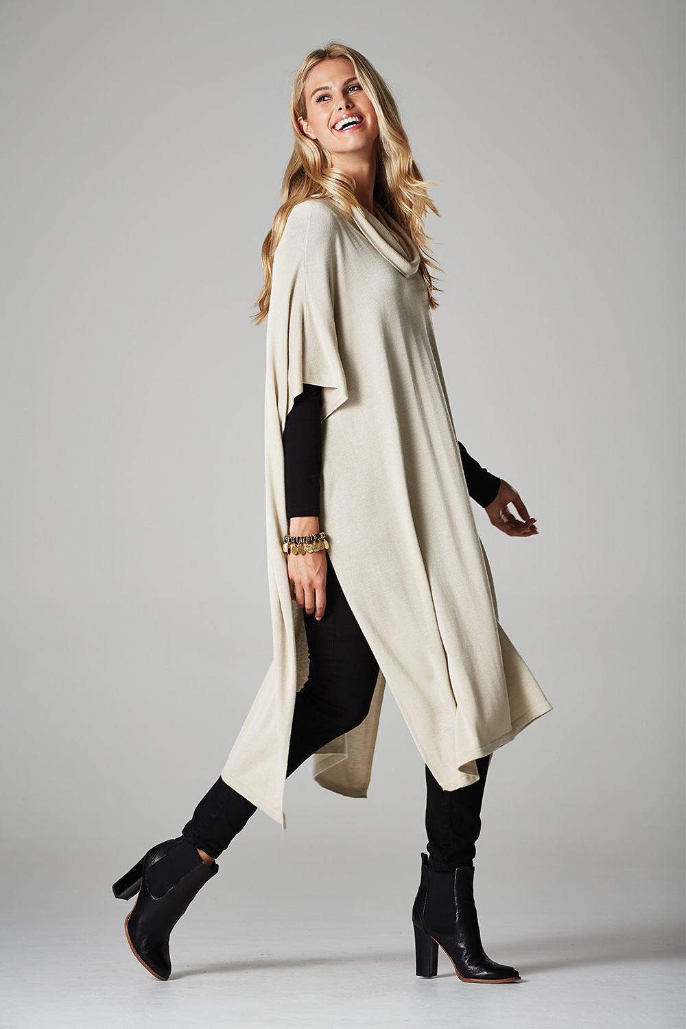 Buy Eb And Ive Kaftans Online Yasmine Poncho - Womens Ponchos - At ...